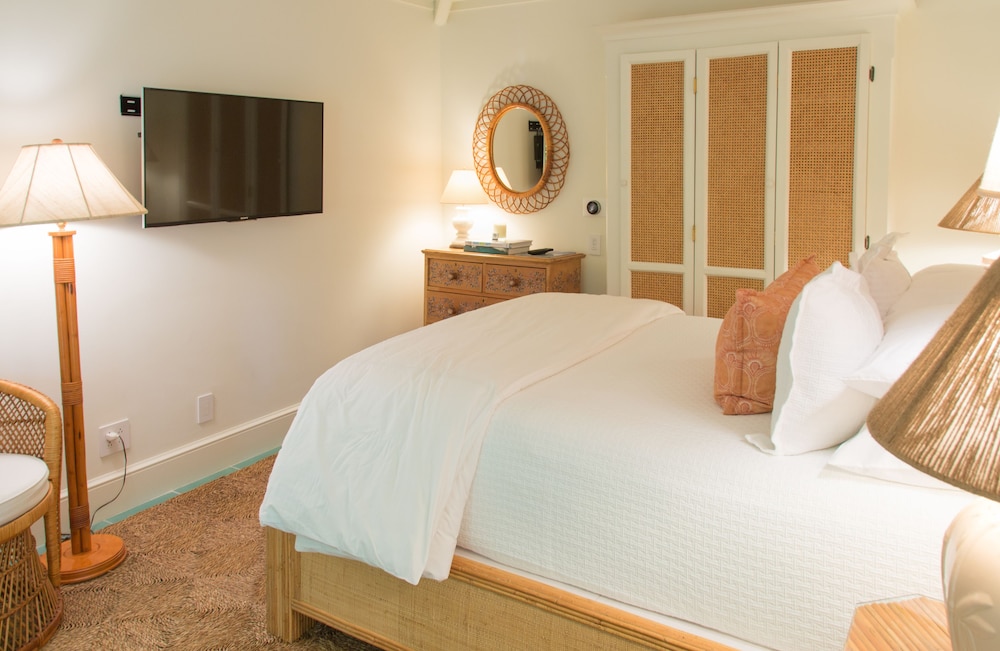 Deluxe Room, 1 Queen Bed, Garden View photo 1