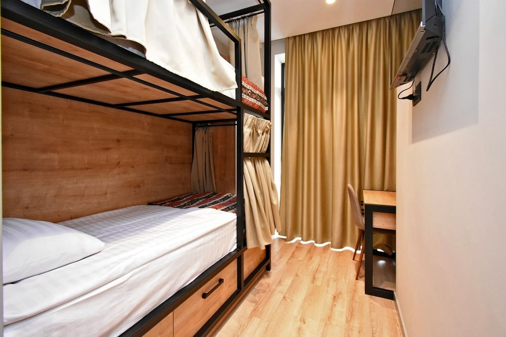 Economy Twin Room