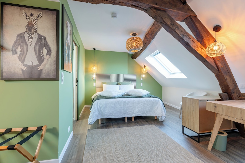 Double Room, City View