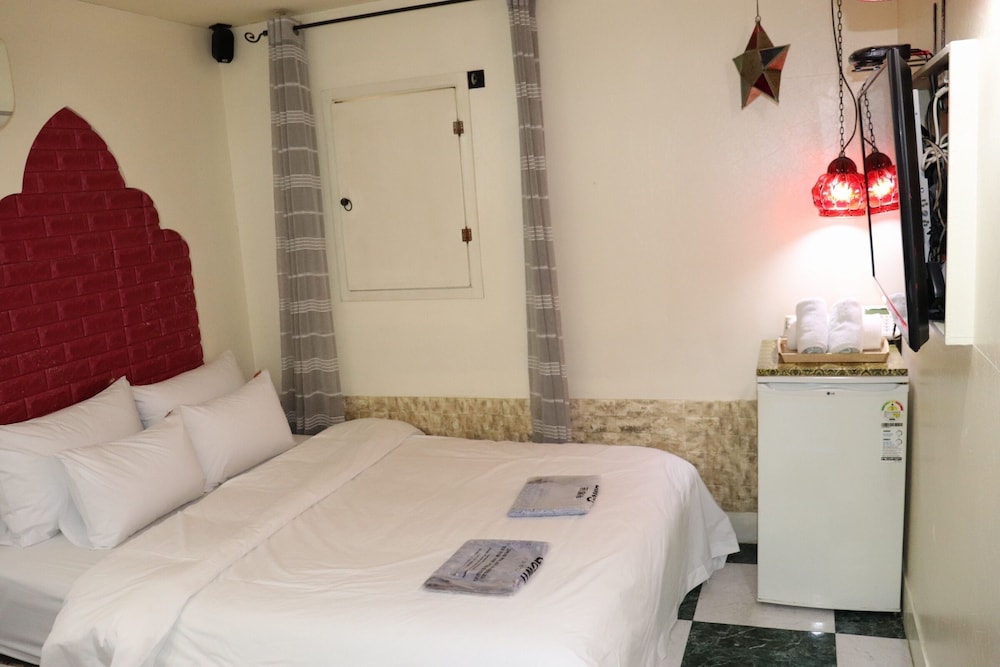 Standard Room - Photo 17