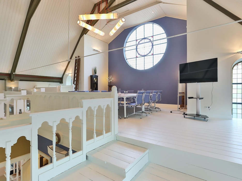 Villa photo 3