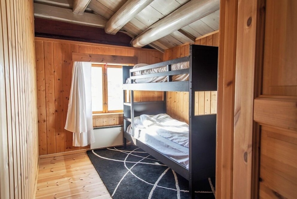 Family Quadruple Room, Shared Bathroom, Partial Sea View