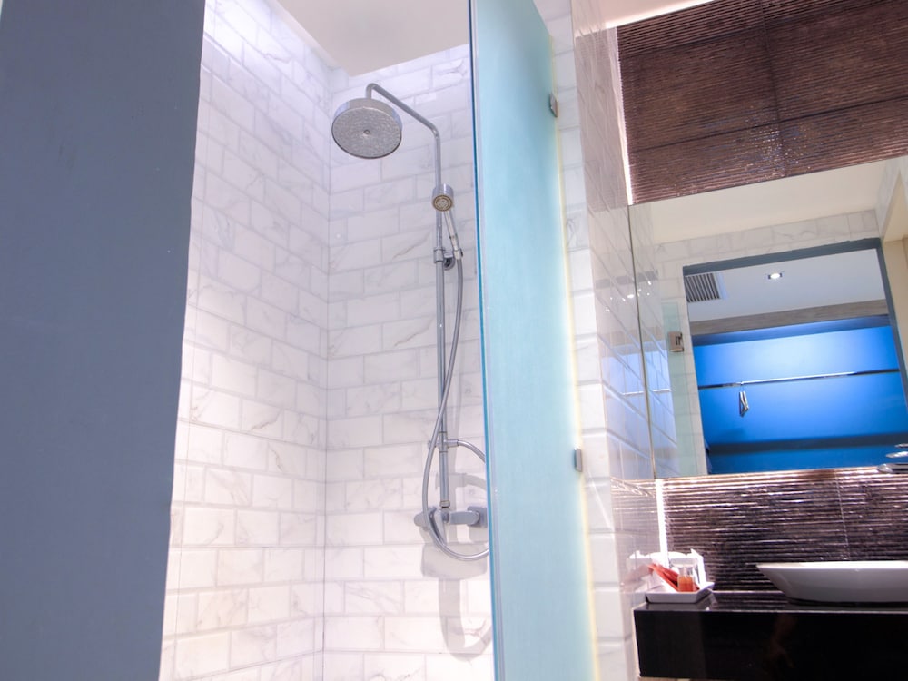 Grand Chalet Double Room thumbnail 6