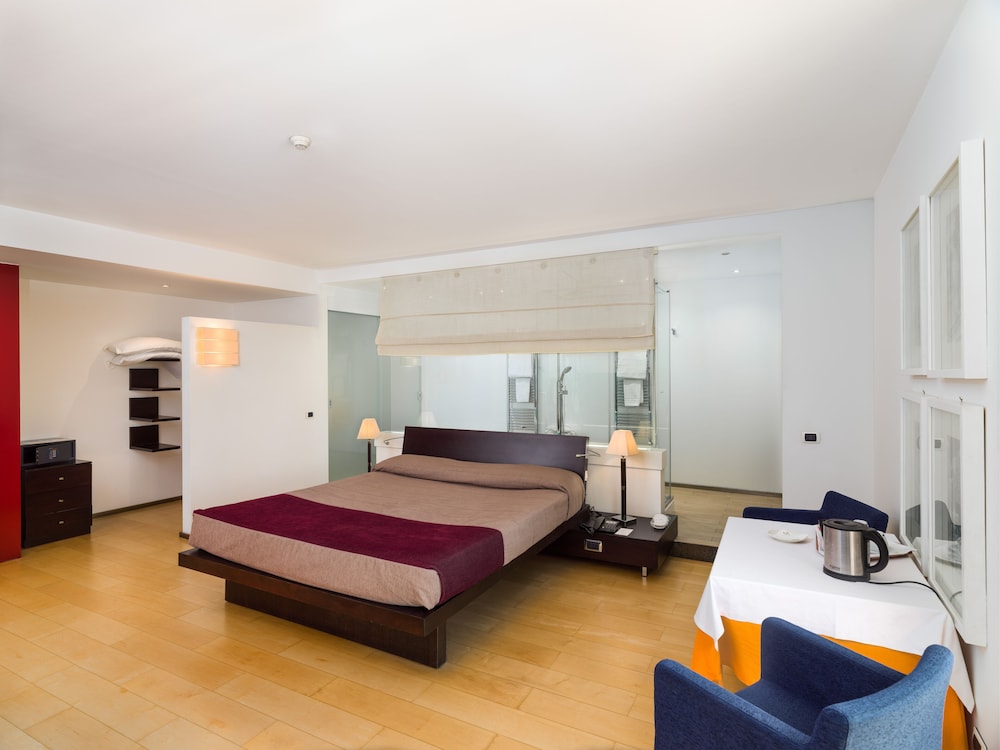 Executive Double Room - Photo 3