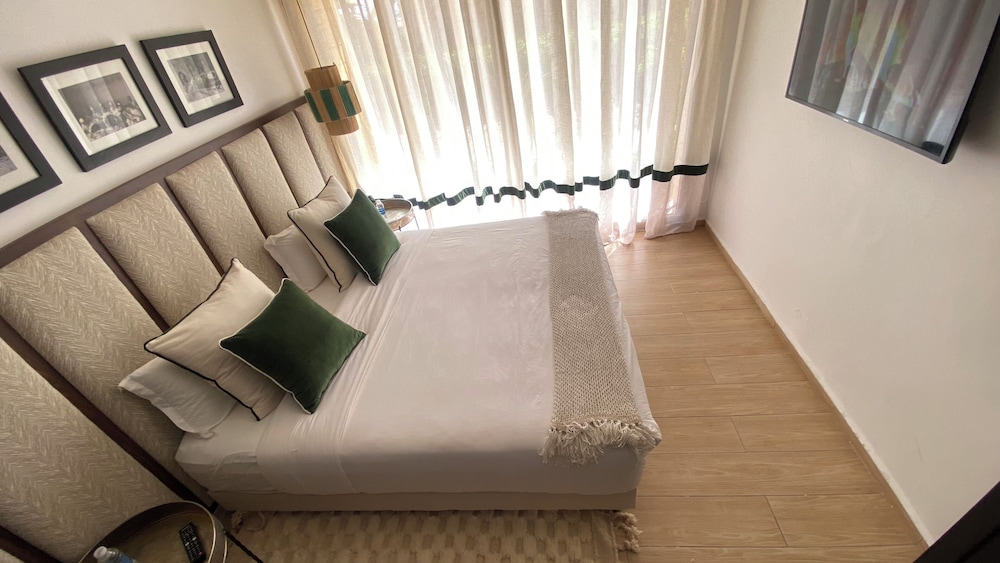 Signature Villa photo 1