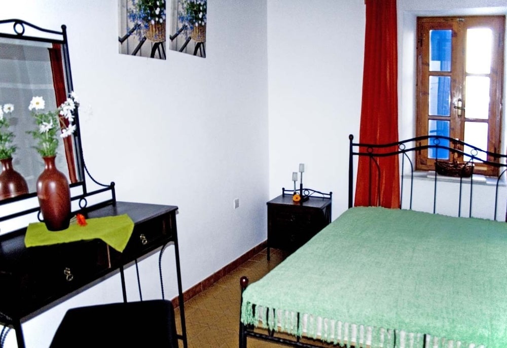 Apartment - Photo 2