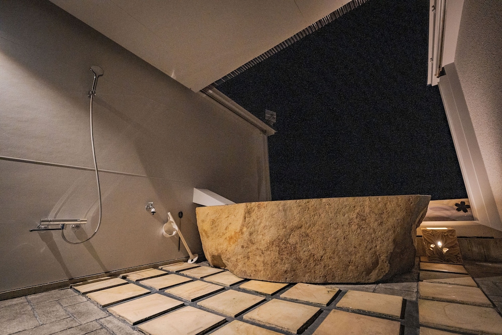 Design Quadruple Room - Photo 8