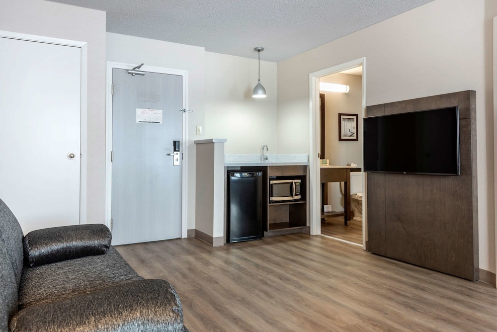 Suite, Non Smoking - Photo 4