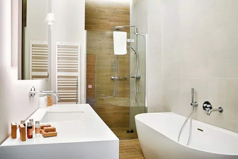 Deluxe Double Room - Photo 3