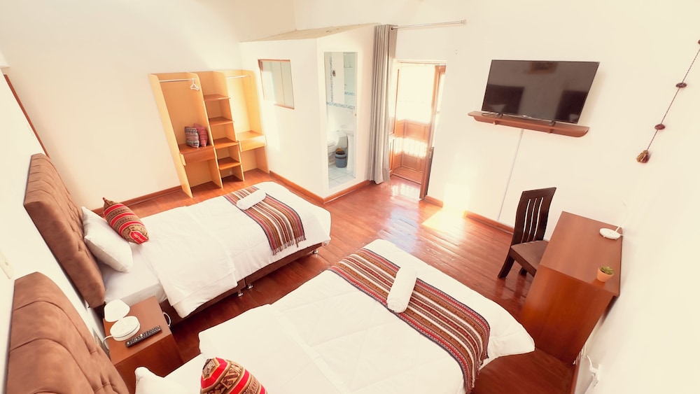 Deluxe Double or Twin Room - Photo 7
