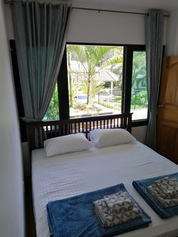 2-Bedroom House photo 1