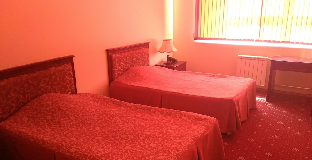 Economy Twin Room