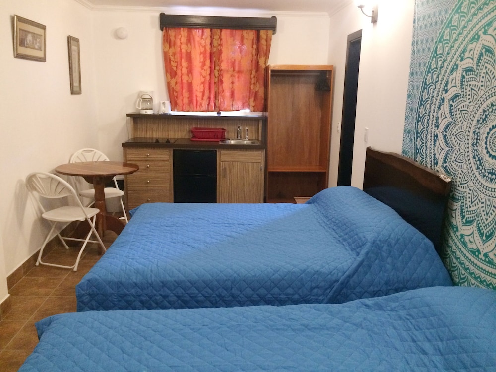 Standard Double Room, 2 Double Beds, Kitchen photo 3