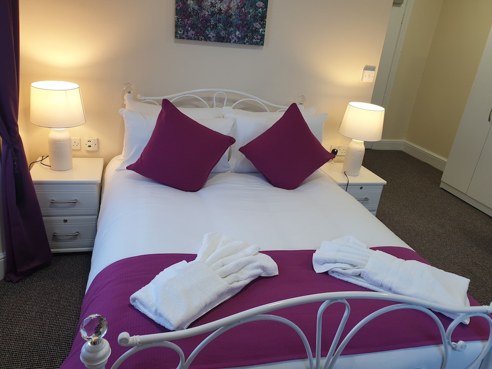 Premium Double or Twin Room, Ensuite photo 3