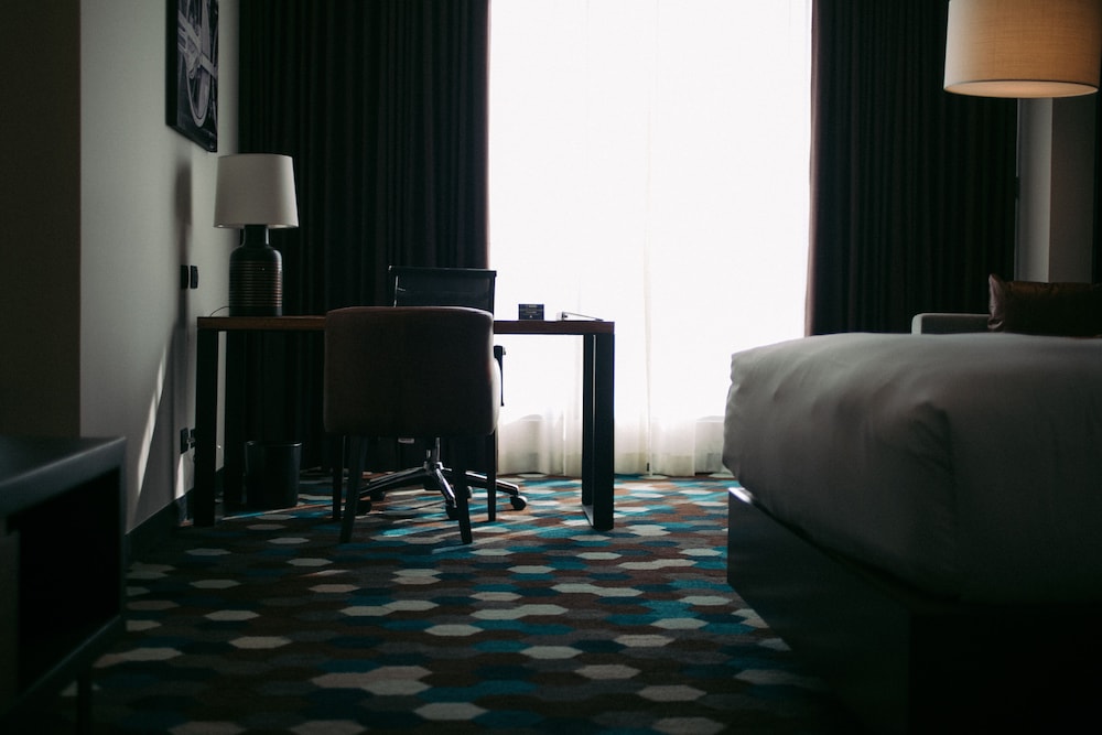 Deluxe Room, 1 King Bed - Photo 7