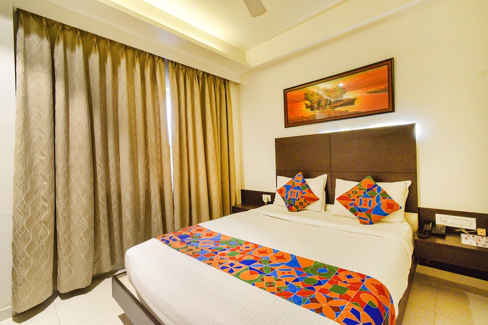 Deluxe Room - Photo 4