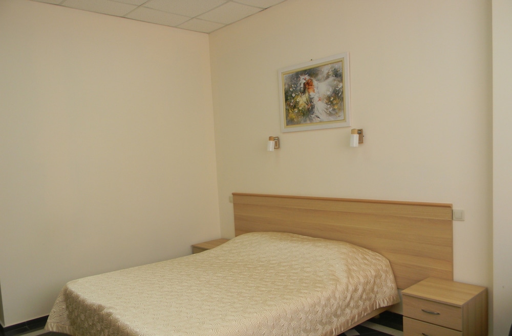 Comfort Twin Room (with Extra Bed) photo 2