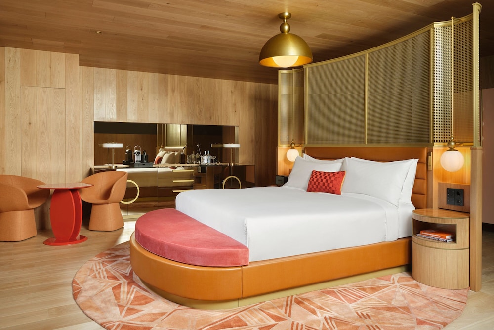 Superior Suite, 1 King Bed