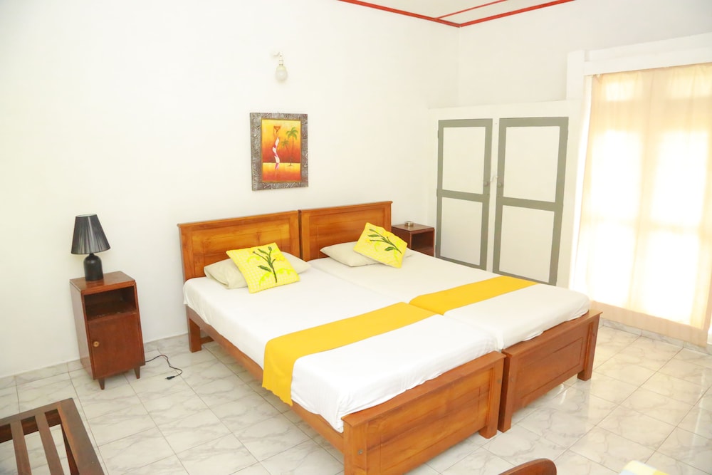 Standard Double or Twin Room photo 1