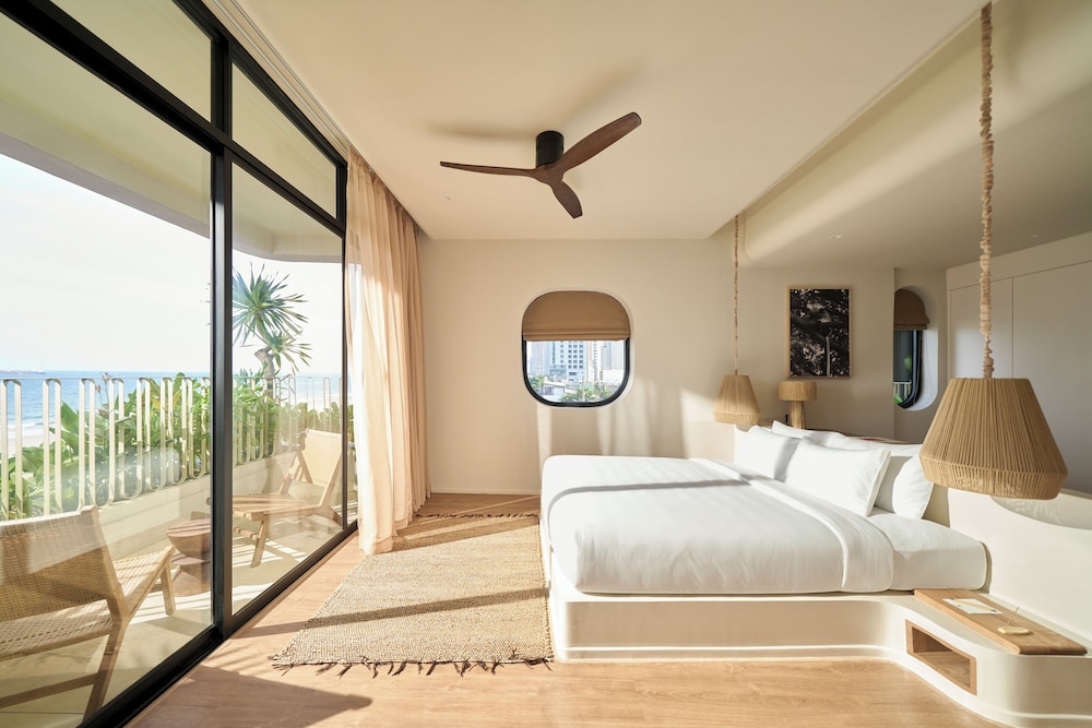 Deluxe Double Room, Bathtub, Ocean View