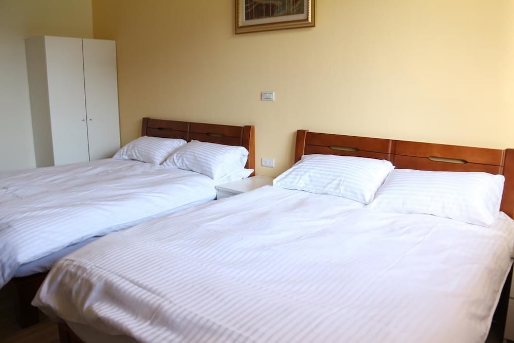 Standard Quadruple Room photo 2