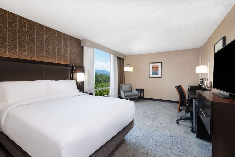 Room, 1 Queen Bed, Accessible (Hearing) photo 2