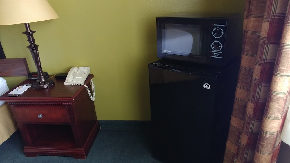 Studio Suite, Multiple Beds, Non Smoking - Photo 4