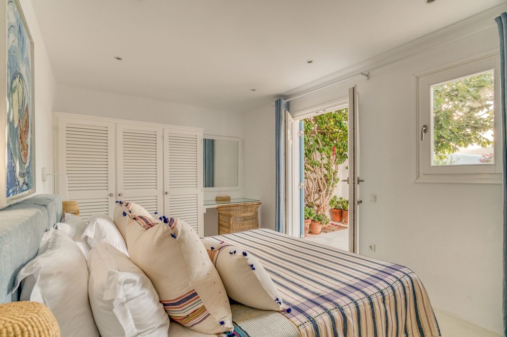 Double or Twin Room, Garden View (Tinos) photo 1