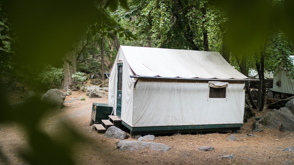 Heated Canvas Tent photo 2