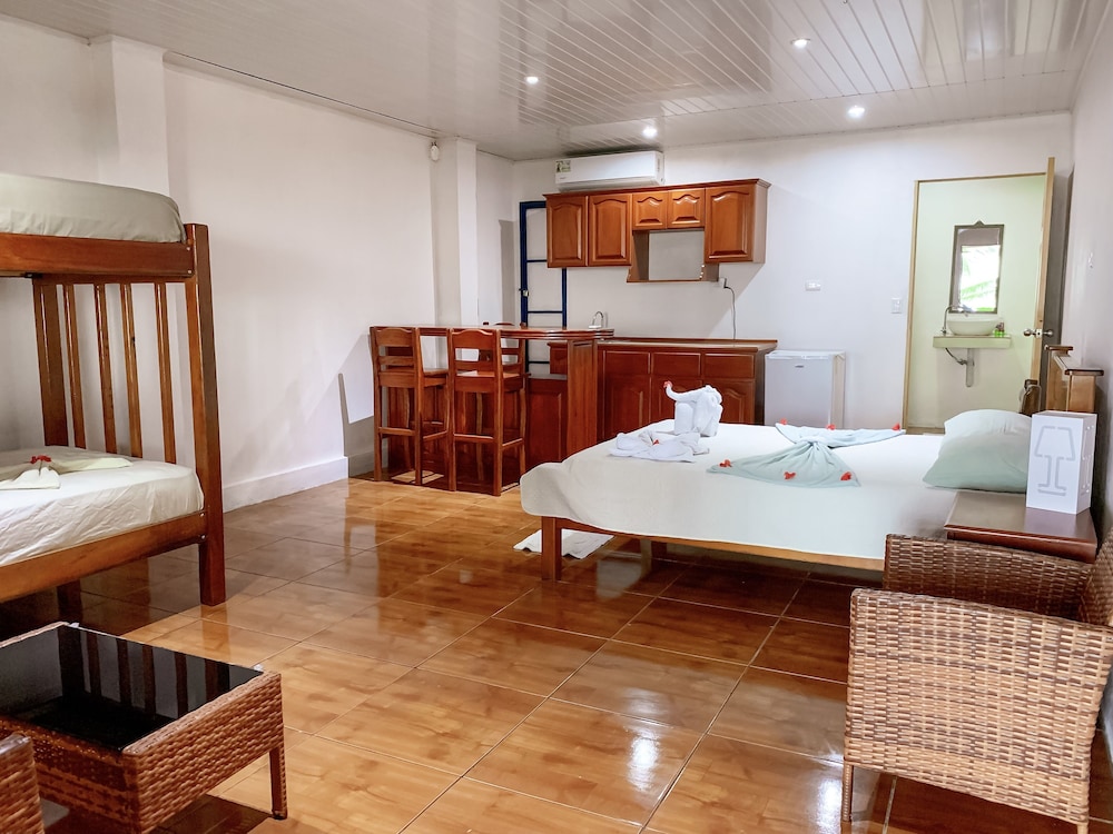 Standard Quadruple Room photo 1