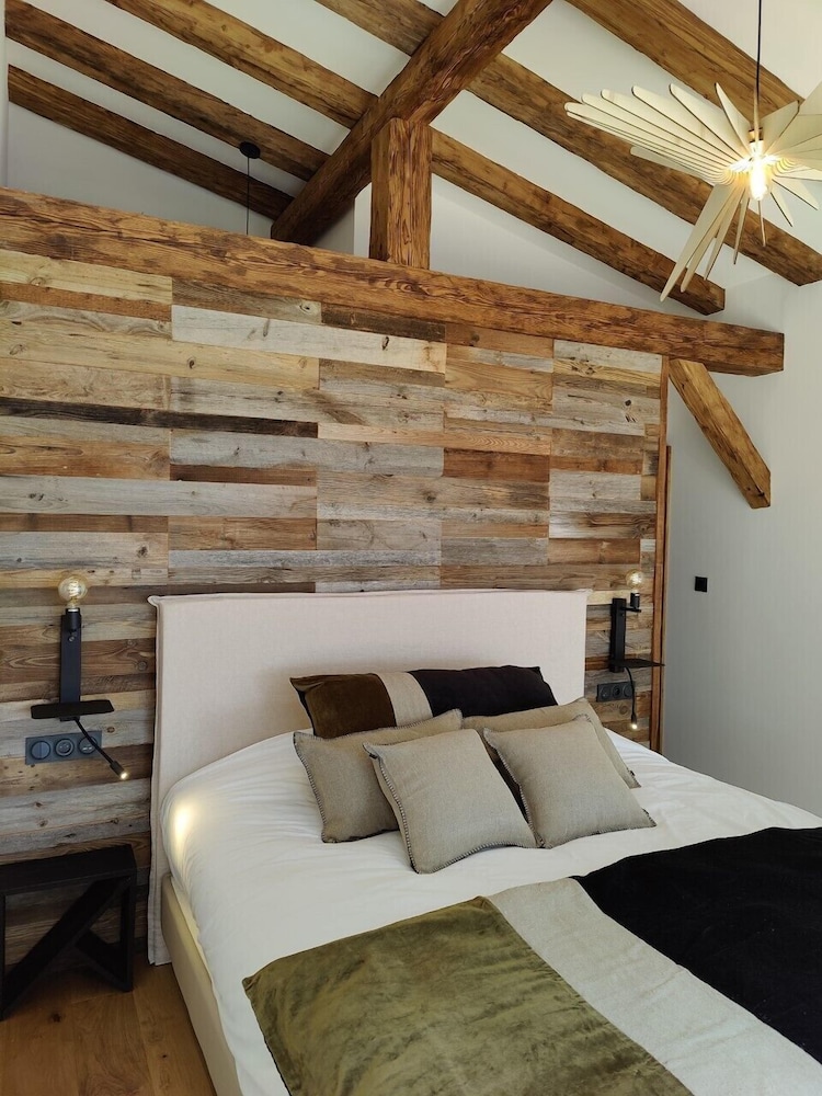 Cabin photo 1