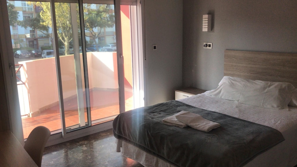 Habitación Doble o Twin con Baño Privado (1 Cama Supletoria)