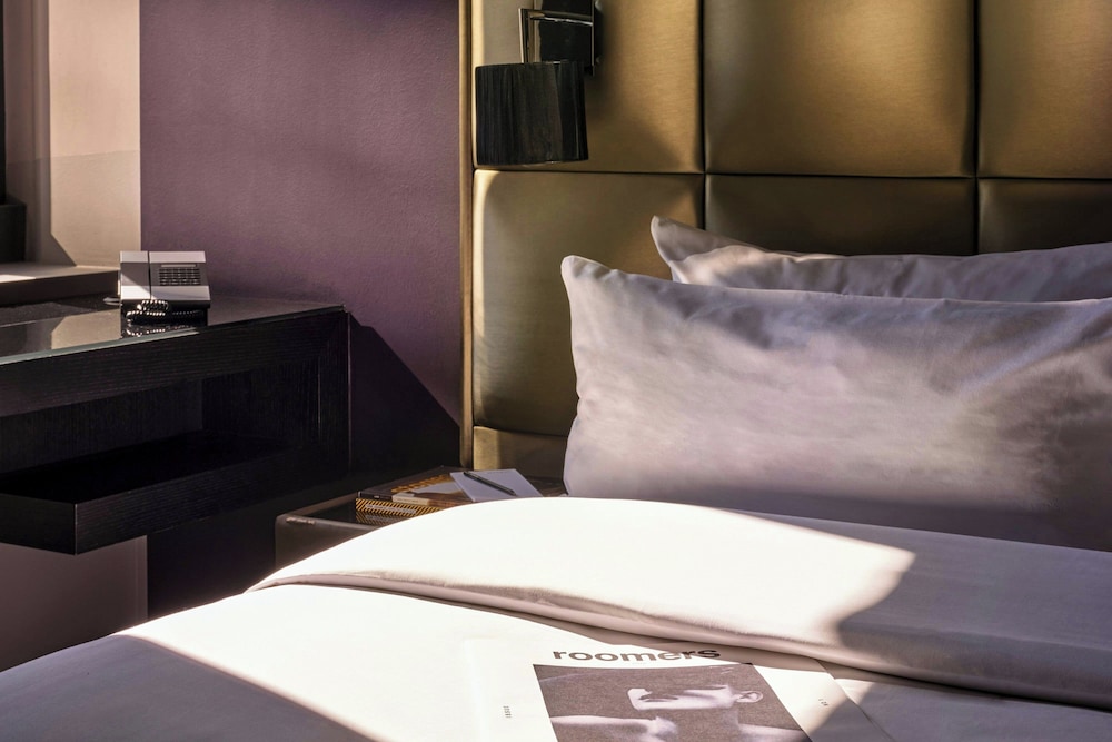 Room, 1 Queen Bed - Photo 2