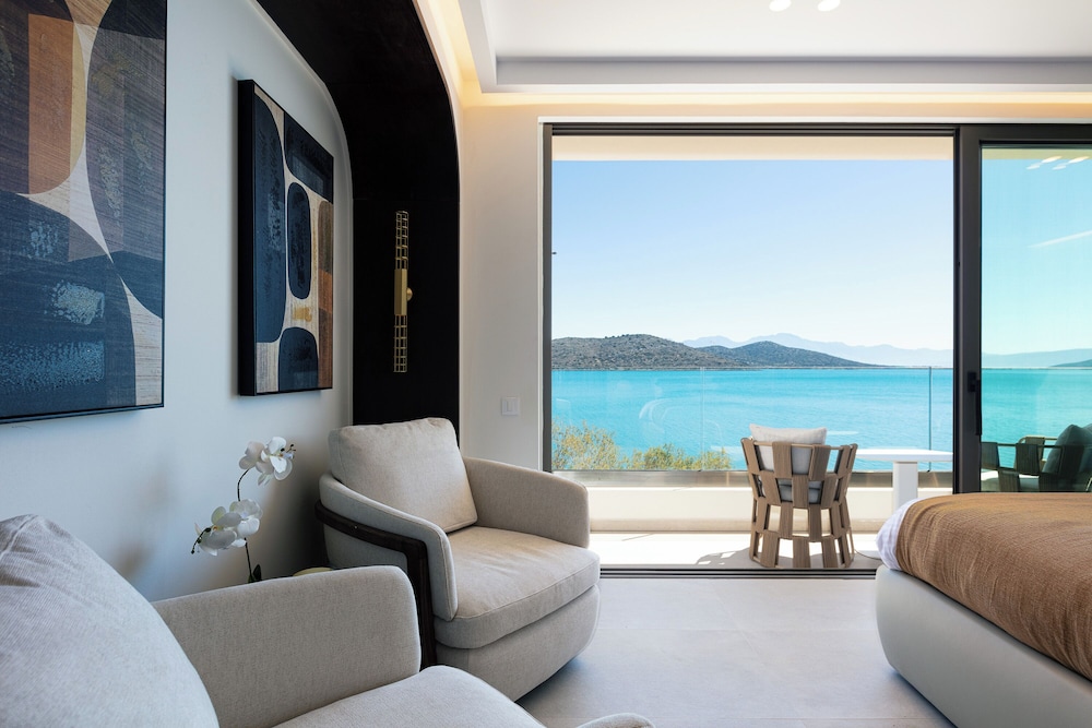 Deluxe Suite Sea View Outdoor Jaccuzzi