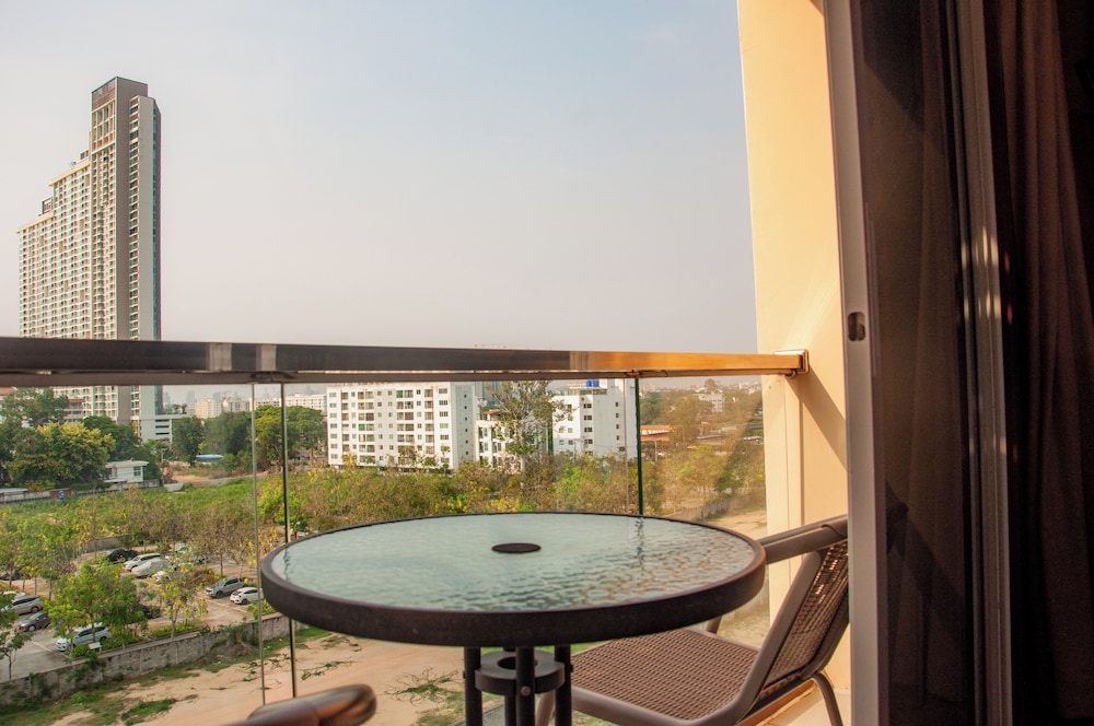 2 Bedroom Thai Heritage - Photo 10