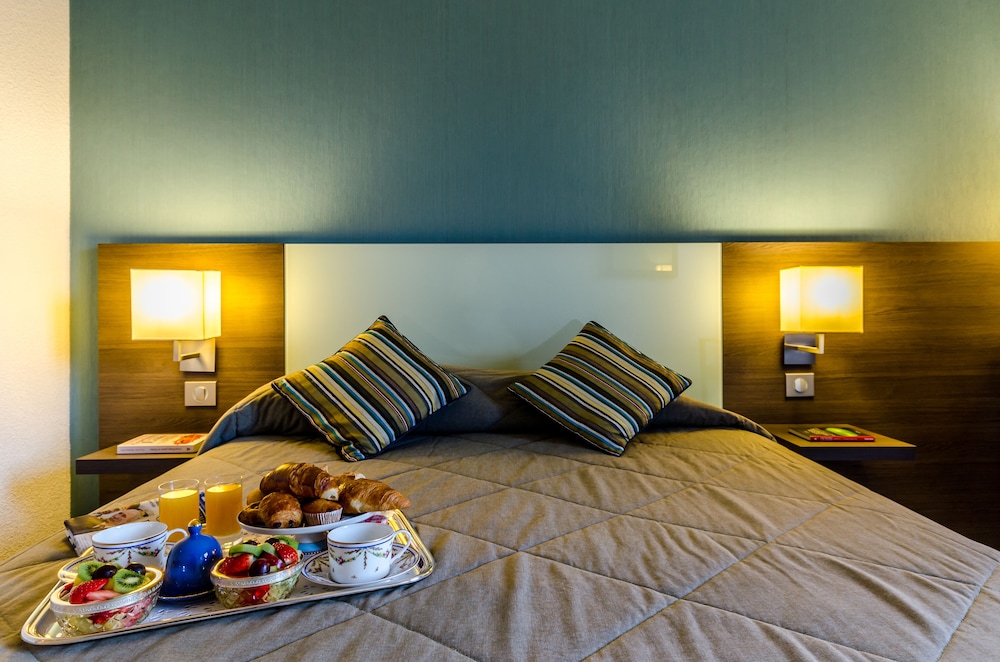 Classic Double Room - Photo 11