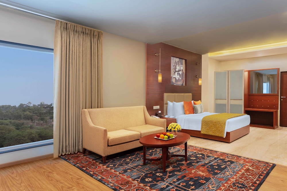 Suite (Executive Suite) - Photo 1
