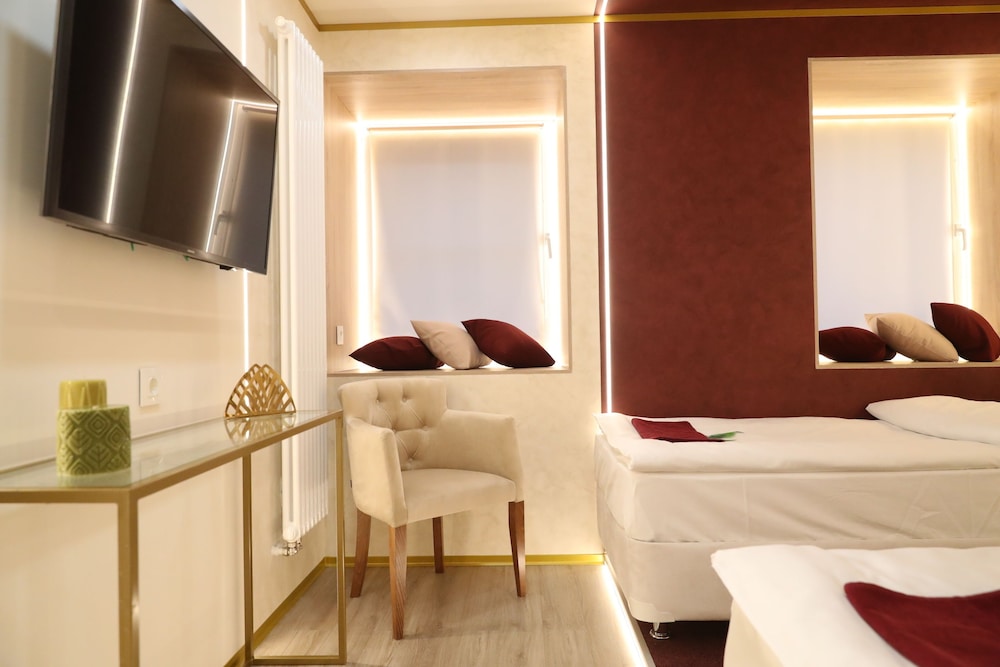 Signature Room