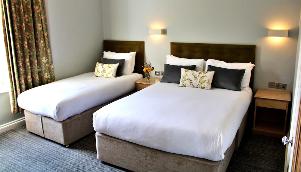 Family Room - Photo 3
