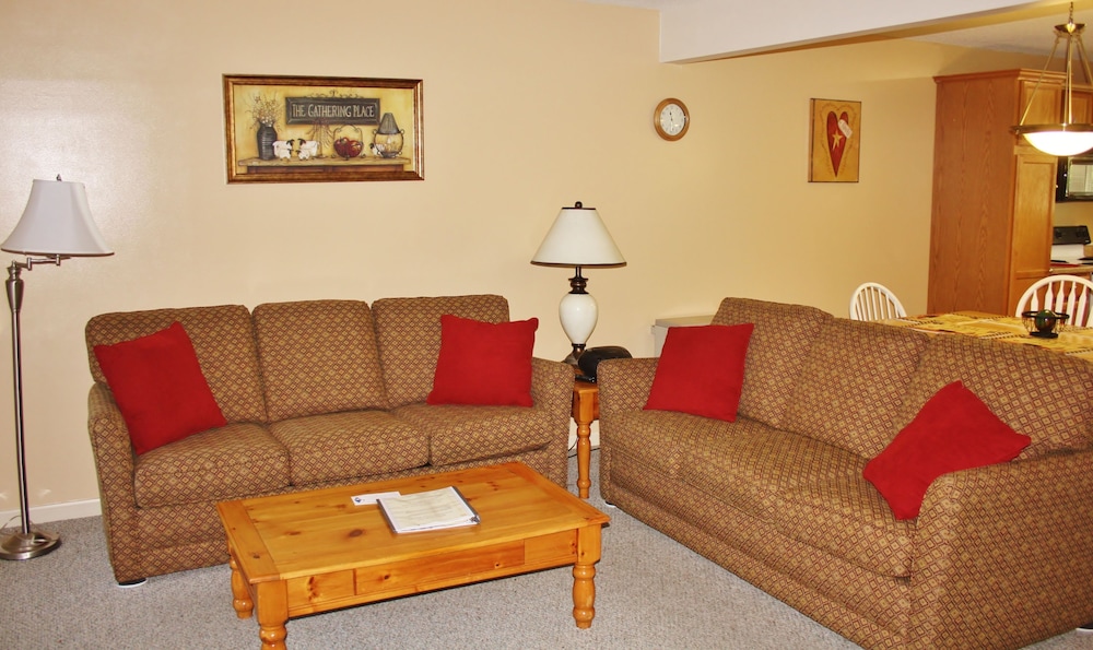 Townhome, 2 Bedrooms, Non Smoking, 2 Bathrooms photo 1