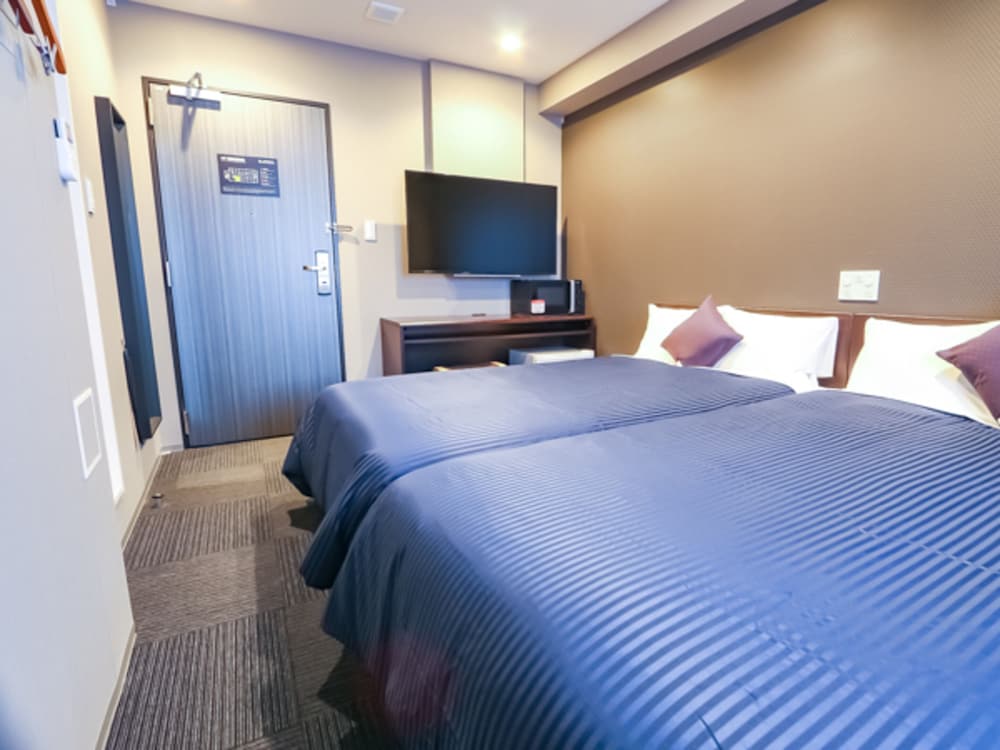 Twin Room, Non Smoking - Photo 1