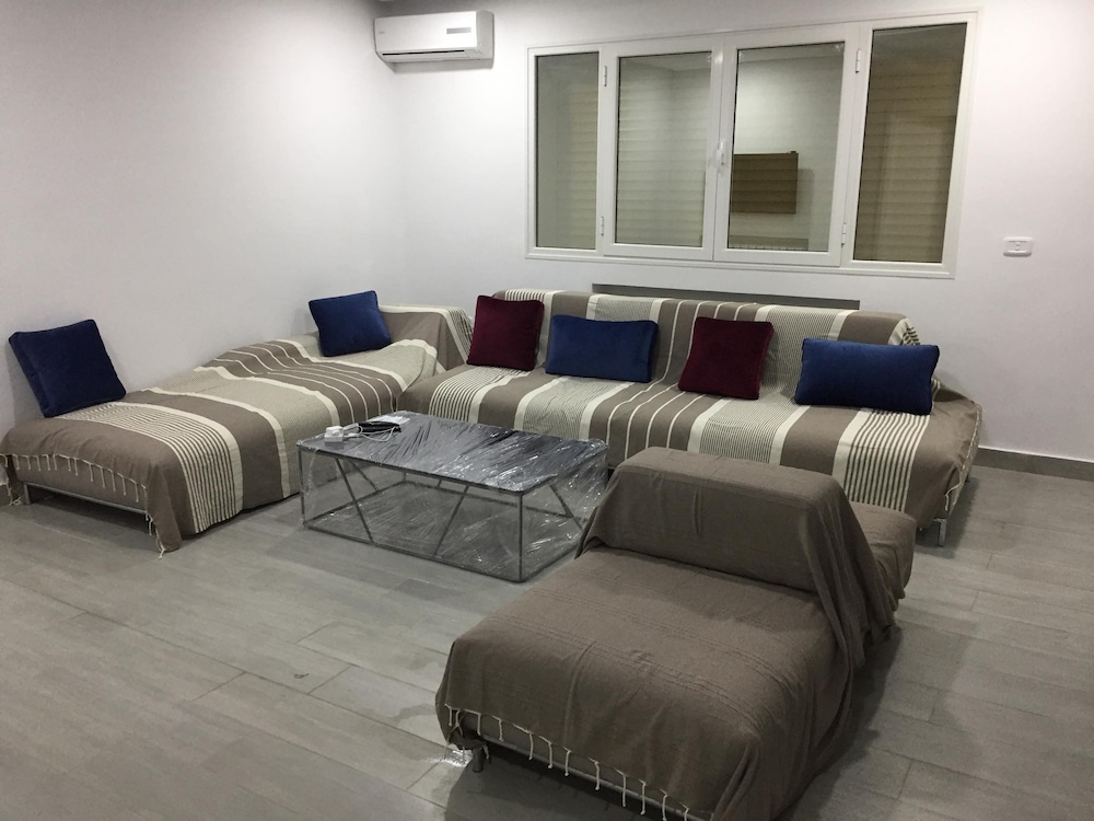 Deluxe Condo, 2 Bedrooms, Beach View, Beachfront photo 1