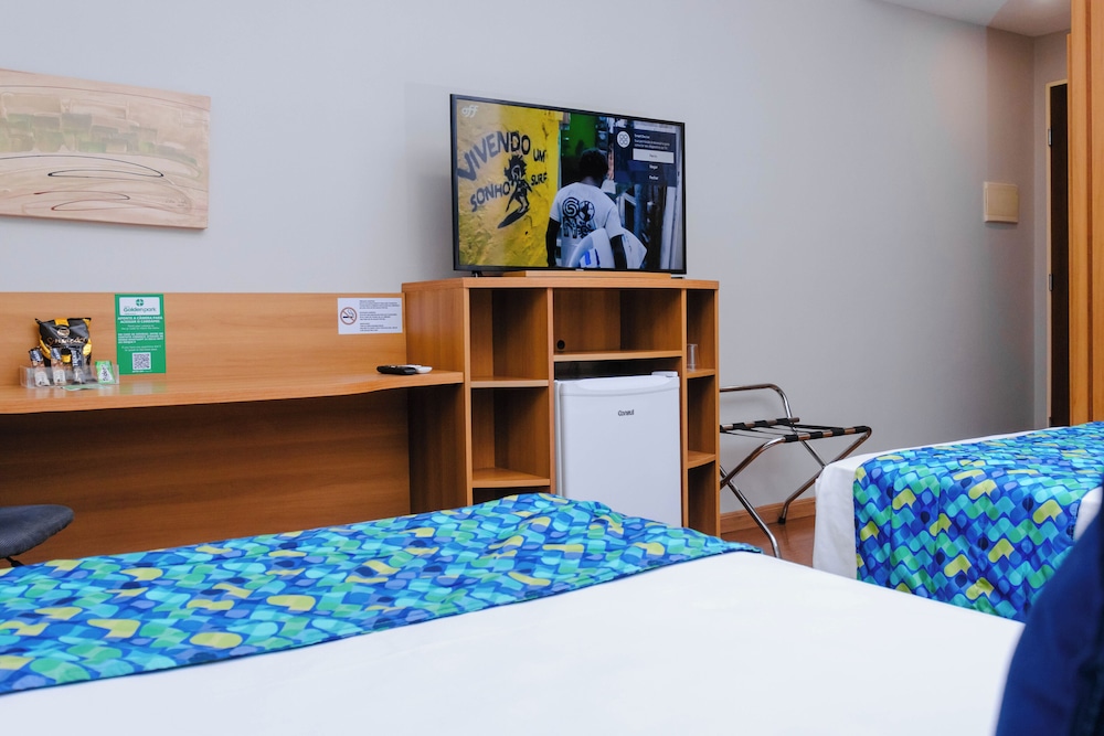 Deluxe Room, 2 Twin Beds photo 3