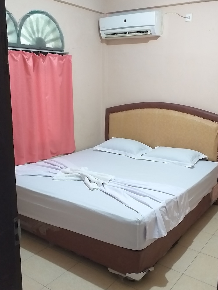 Standard Room, Air conditioning (AC)