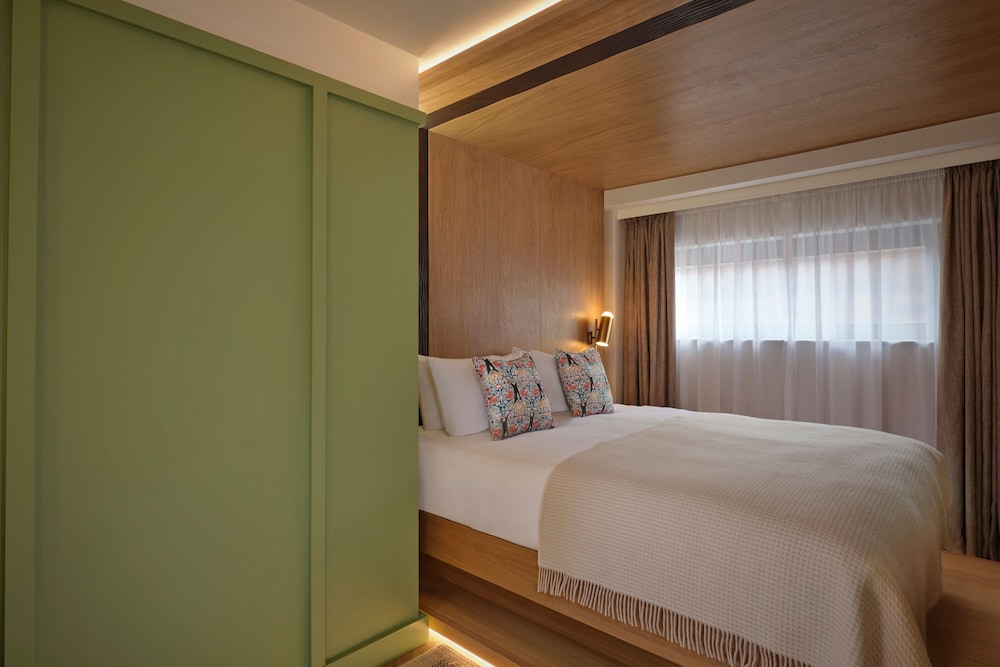 Room, 1 Double Bed, City View - Photo 3