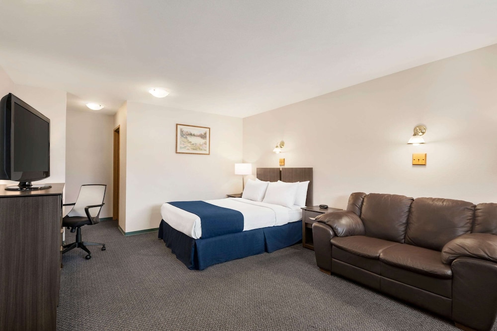 Deluxe Room, 1 Queen Bed, Non Smoking