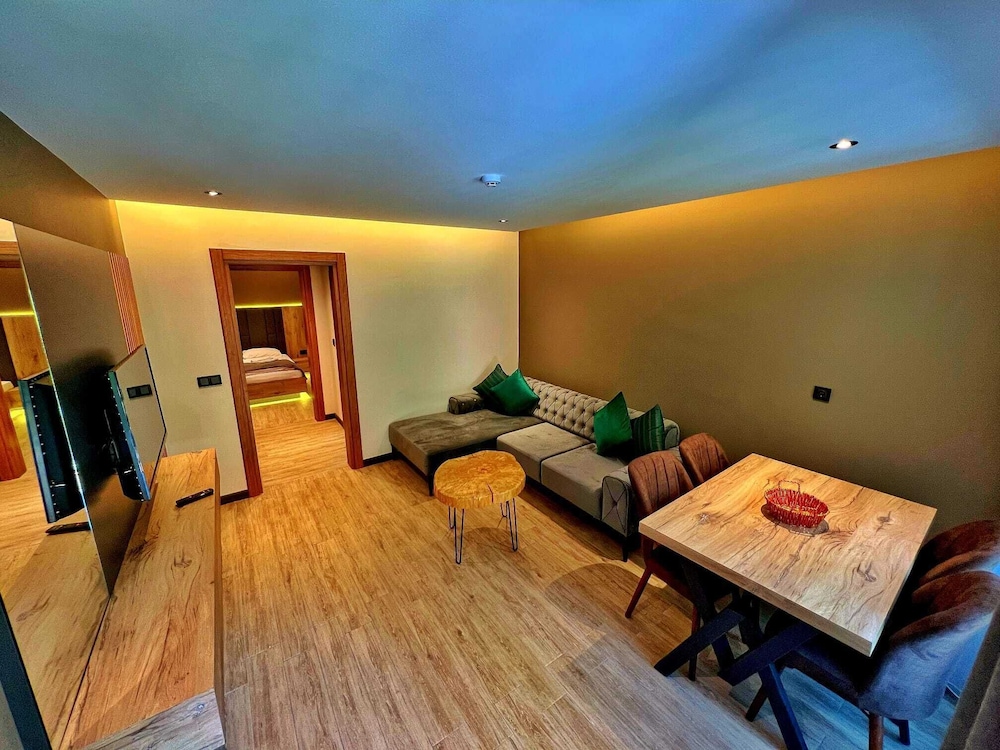 Exclusive Suite photo 2
