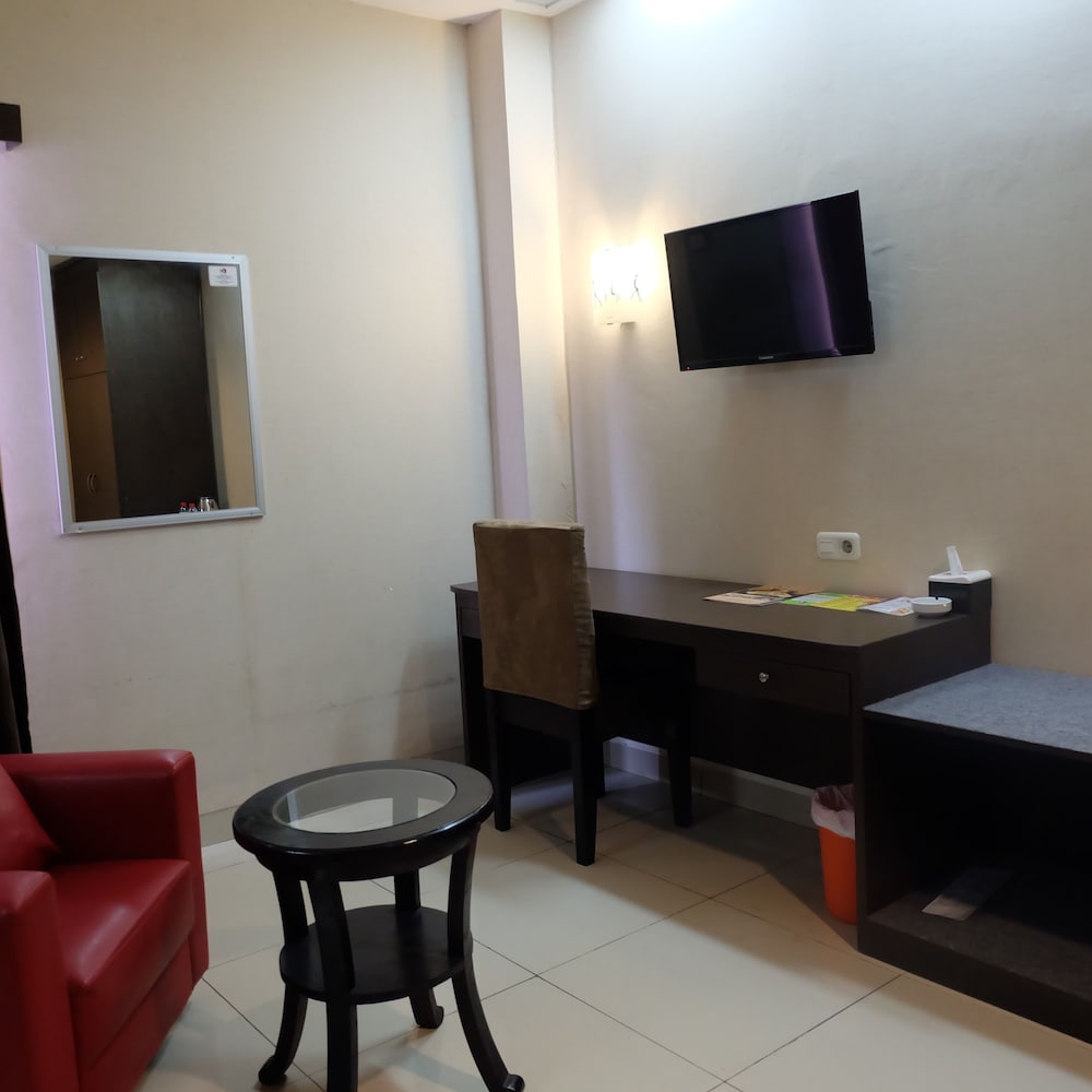 Executive Double Room - Photo 8