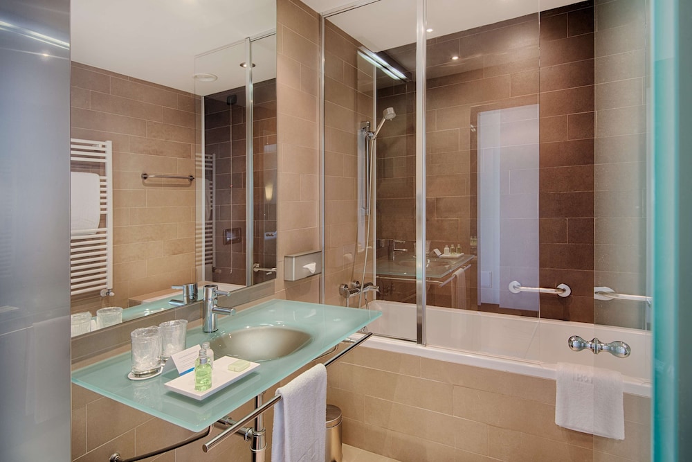 Standard Room - Photo 7