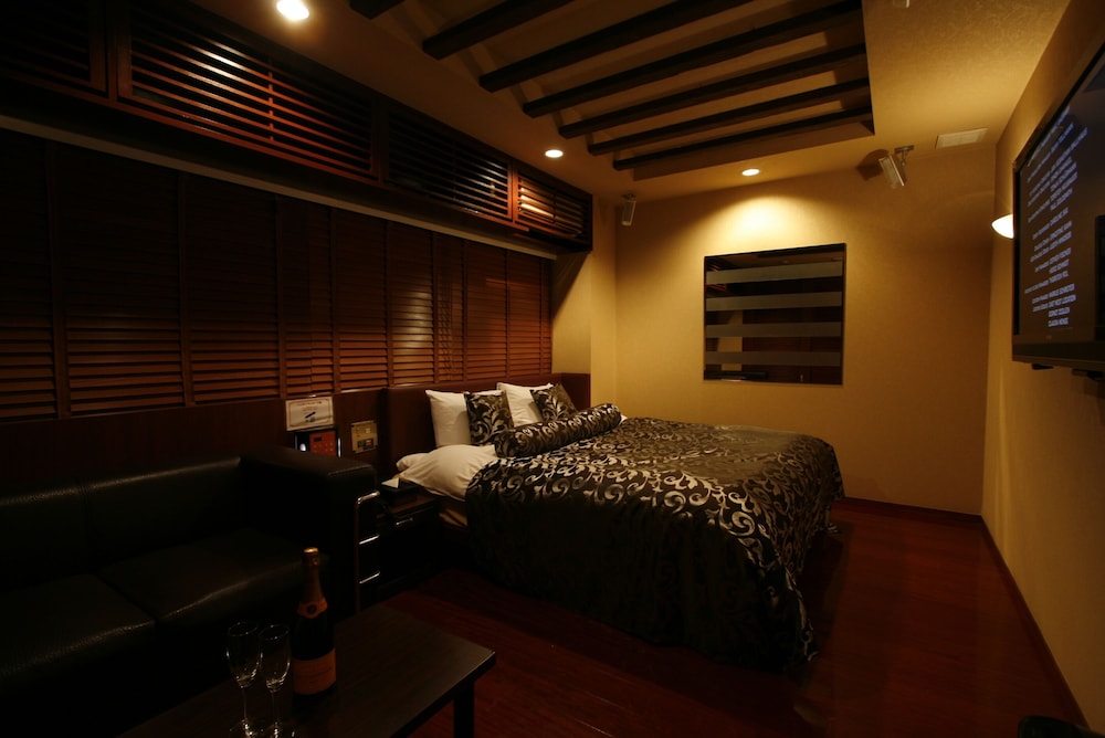 Basic Double Room, Smoking